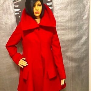 Attention coat